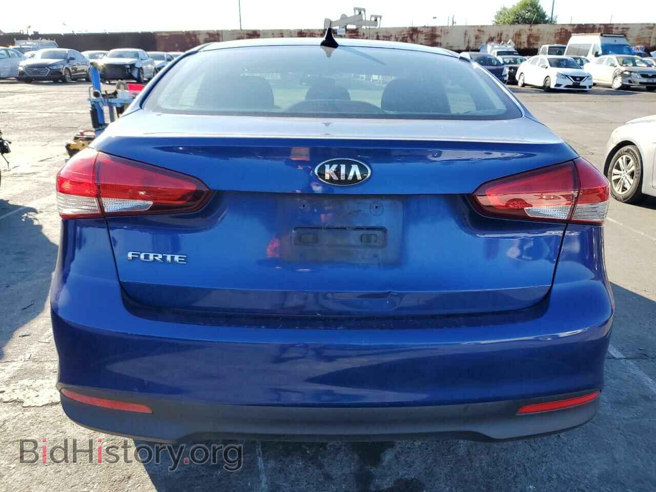2017 KIA FORTE - VIN: 3KPFK4A75HE141060 - Фото 6