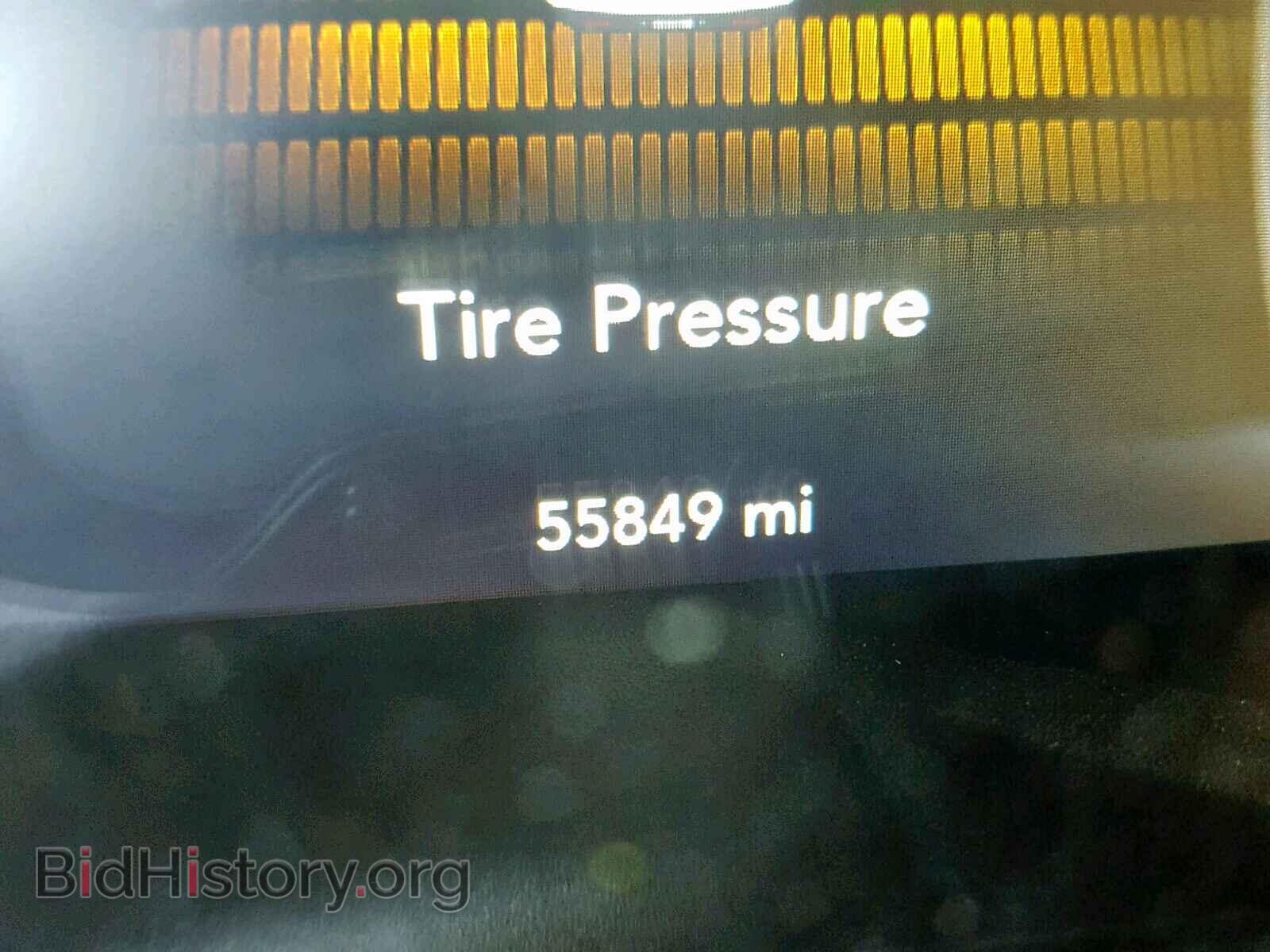 2017 DODGE CHALLENGER - VIN: 2C3CDZAG3HH574007 - Фото 8