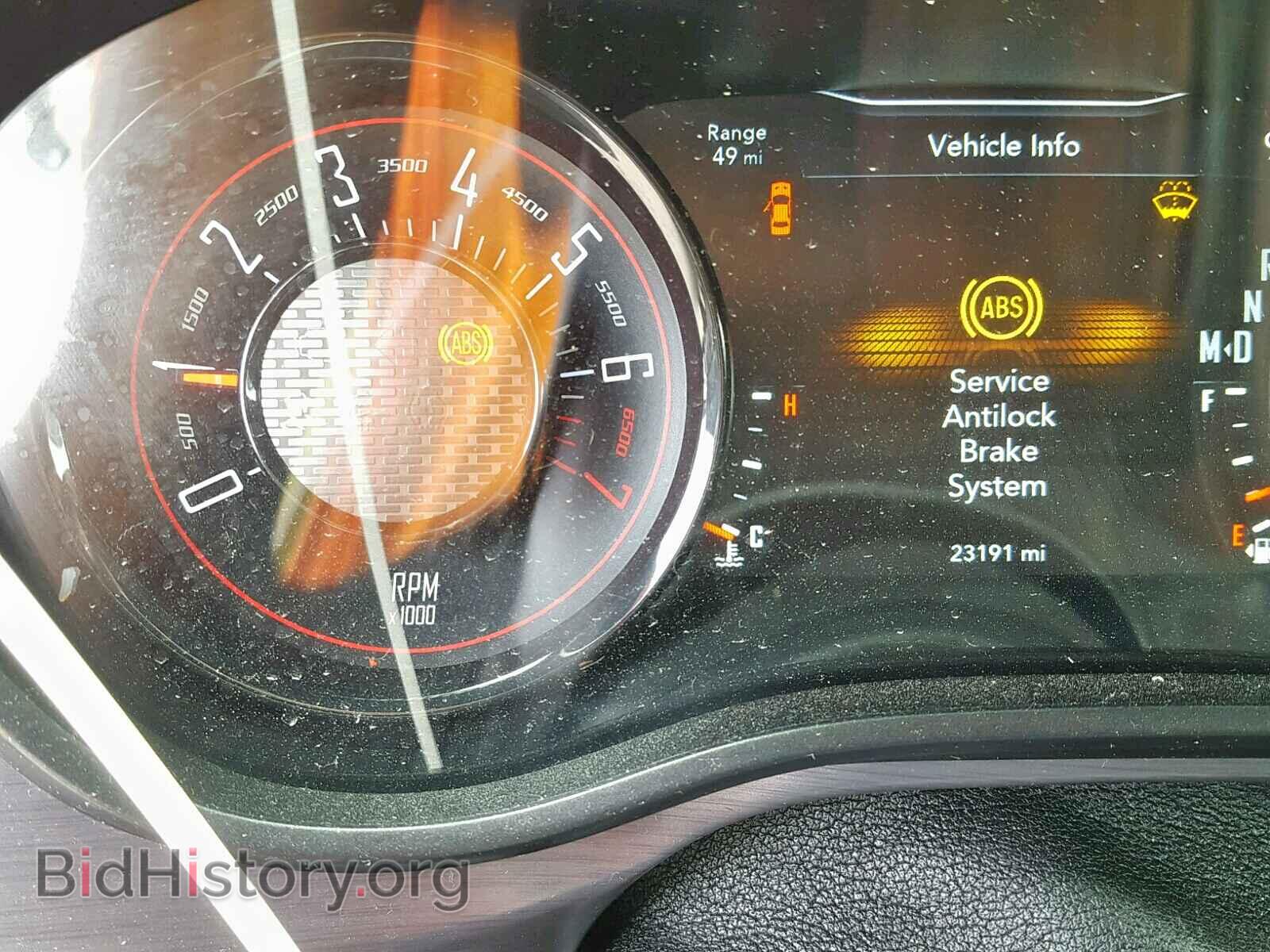 2017 DODGE CHALLENGER - VIN: 2C3CDZAG8HH665449 - Фото 8