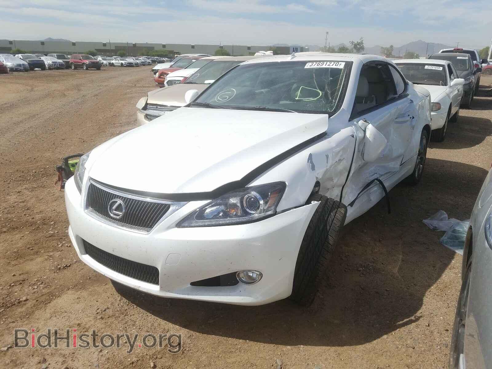 2011 LEXUS IS - VIN: JTHFF2C22B2518988 - Фото 2