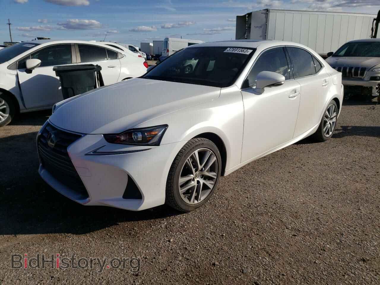 Photo JTHAA1D2XL5103743 - LEXUS IS 2020
