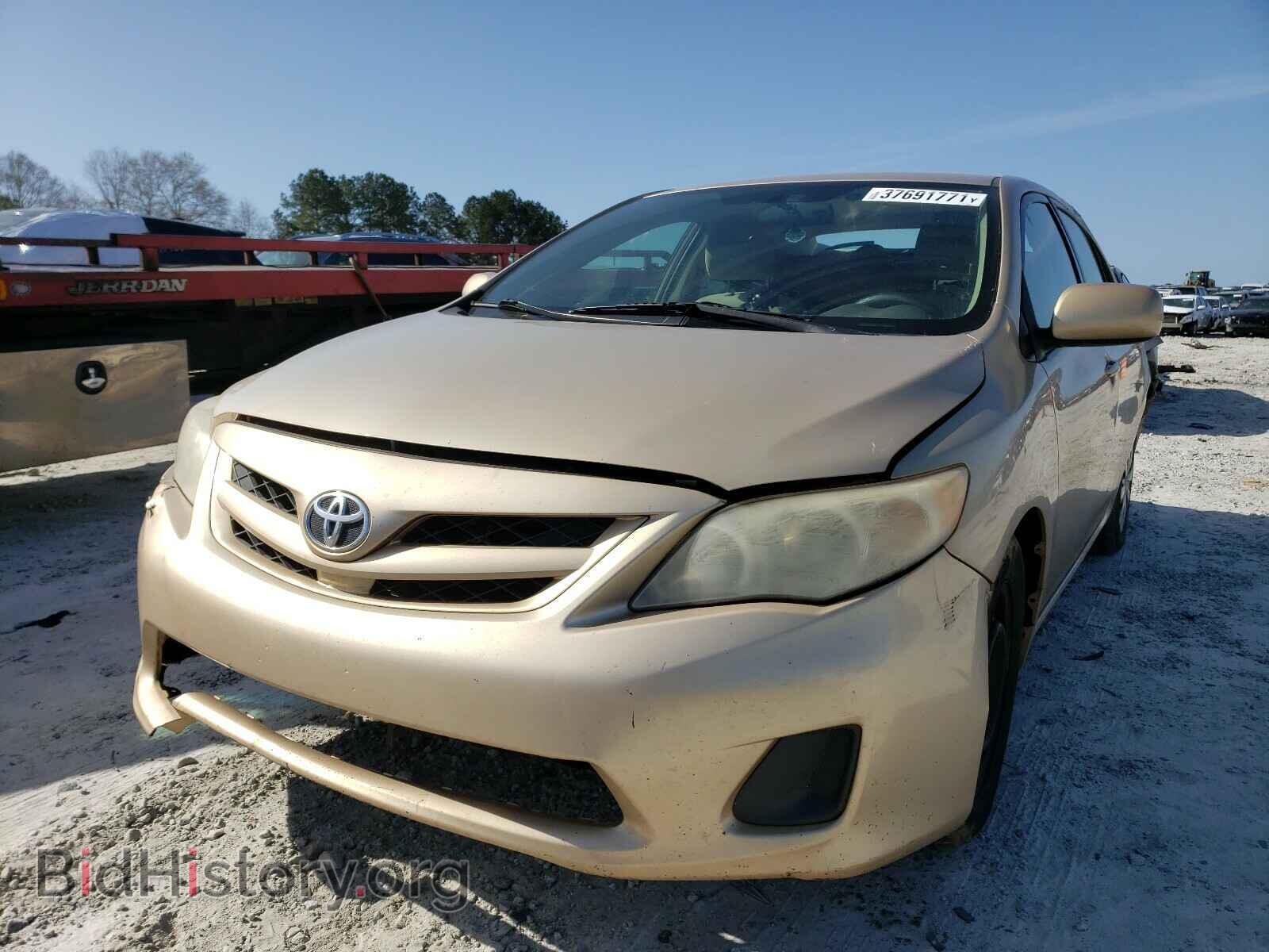 2011 TOYOTA COROLLA - VIN: 2T1BU4EE2BC683210 - Photo 2