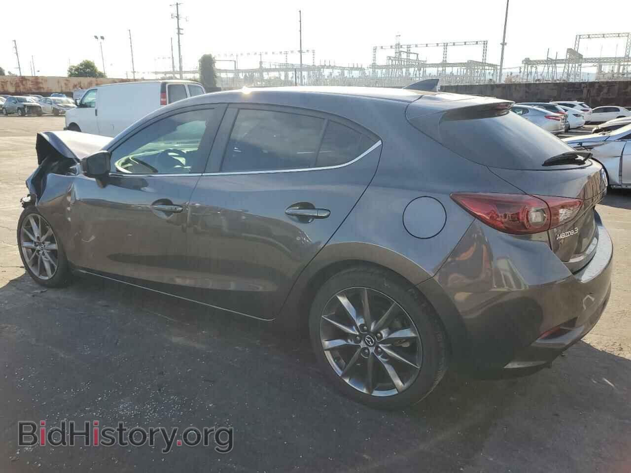 2018 MAZDA 3 - VIN: 3MZBN1M30JM262620 - Фото 2