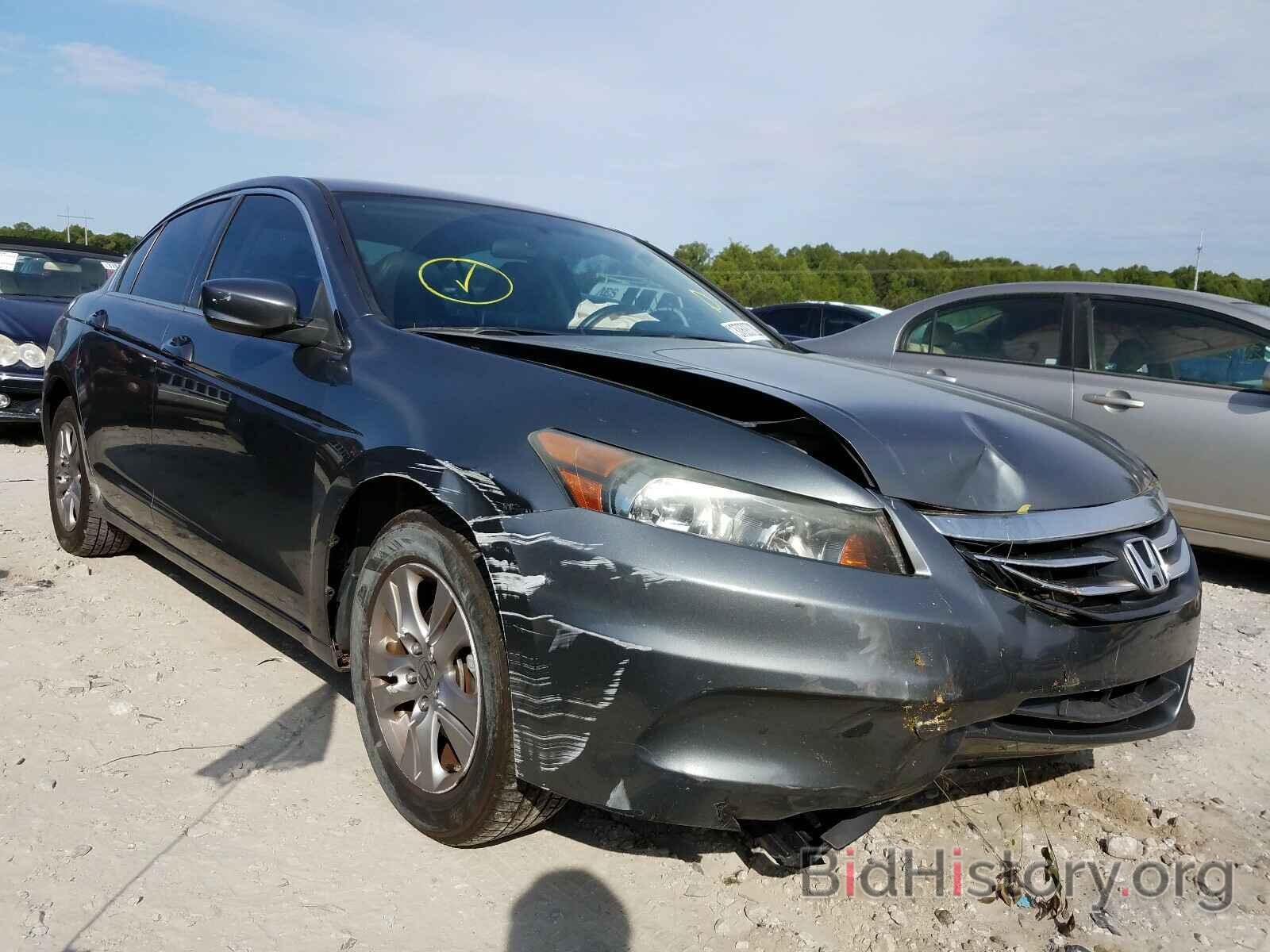 Photo 1HGCP2F69CA056048 - HONDA ACCORD 2012