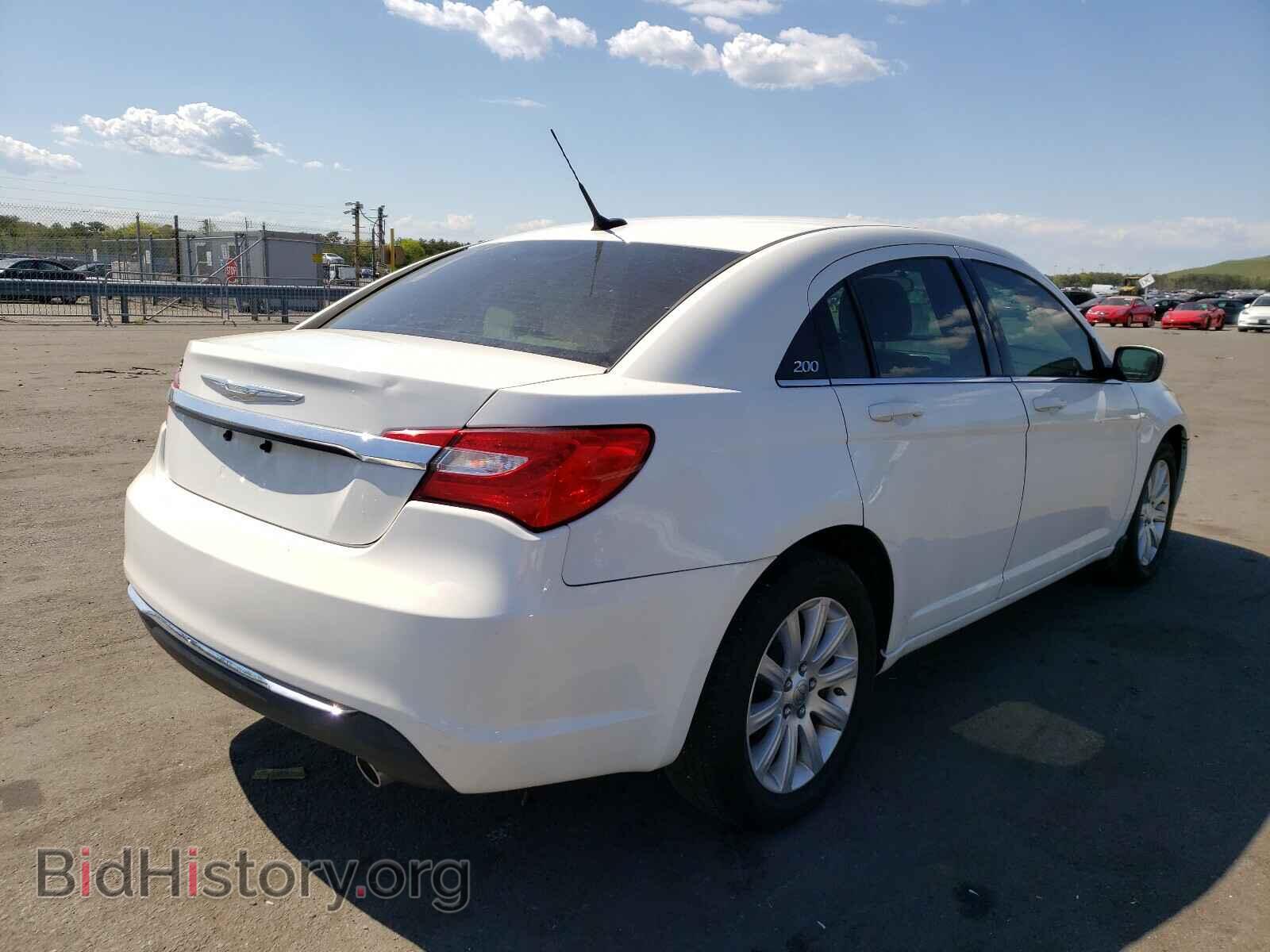 2011 CHRYSLER 200 - VIN: 1C3BC1FG3BN511609 - Фото 4