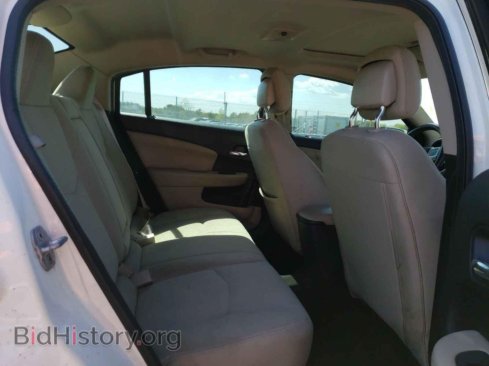 2011 CHRYSLER 200 - VIN: 1C3BC1FG3BN511609 - Фото 6