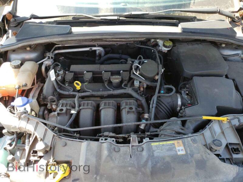 2012 Ford FOCUS (VIN 1FAHP3M21CL402842) — фото 7 из 10