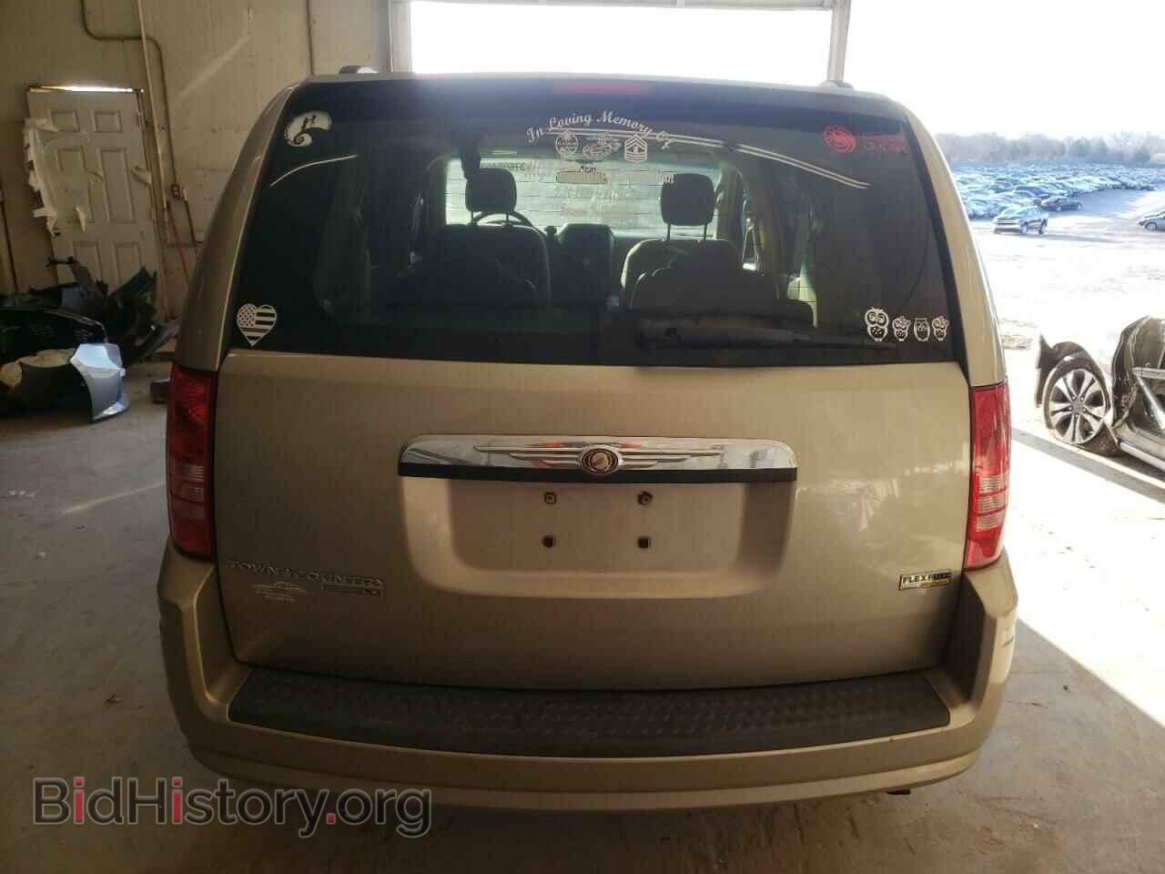 2008 CHRYSLER MINIVAN - VIN: 2A8HR44H08R605663 - Фото 6