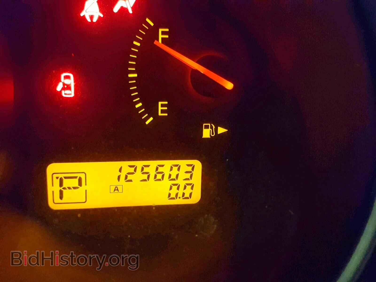 2008 NISSAN VERSA - VIN: 3N1BC11E58L393723 - Фото 8