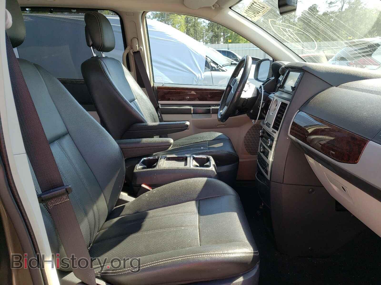 2010 CHRYSLER MINIVAN - VIN: 2A4RR8D13AR428533 - Фото 5