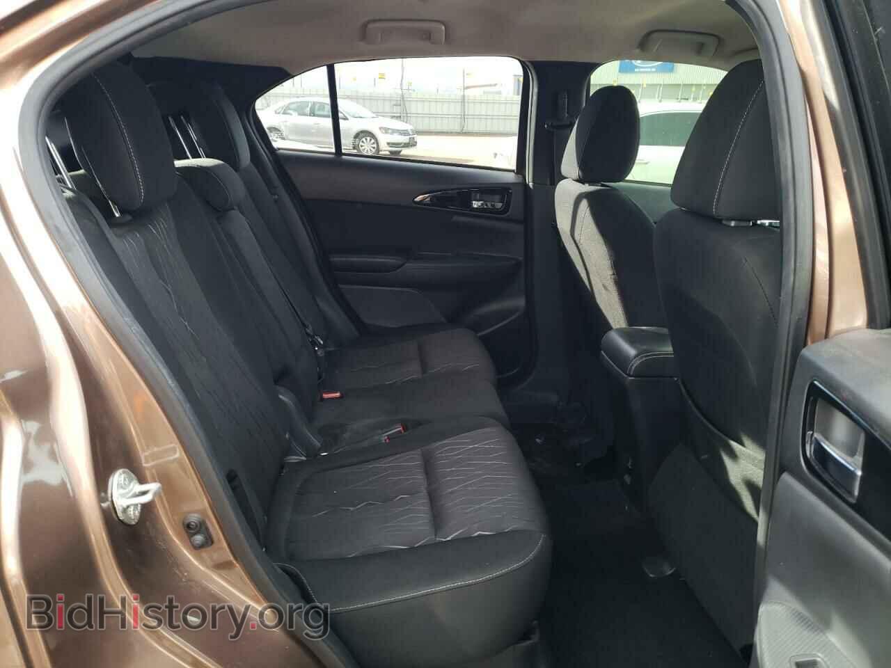 2018 MITSUBISHI ECLIPSE - VIN: JA4AT5AA0JZ041011 - Photo 10