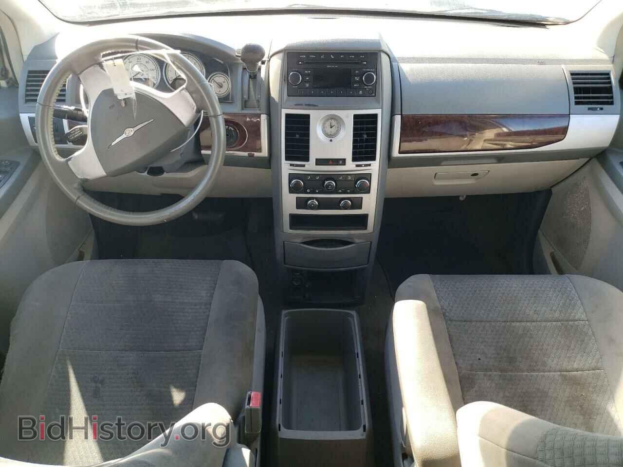 2010 CHRYSLER MINIVAN - VIN: 2A4RR5D14AR492482 - Фото 8