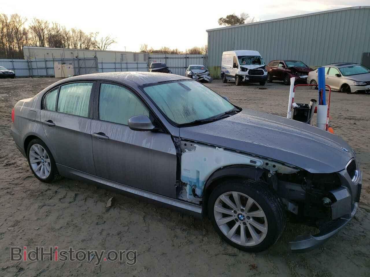 2011 BMW 3 SERIES - VIN: WBAPH7C59BE682841 - Фото 4