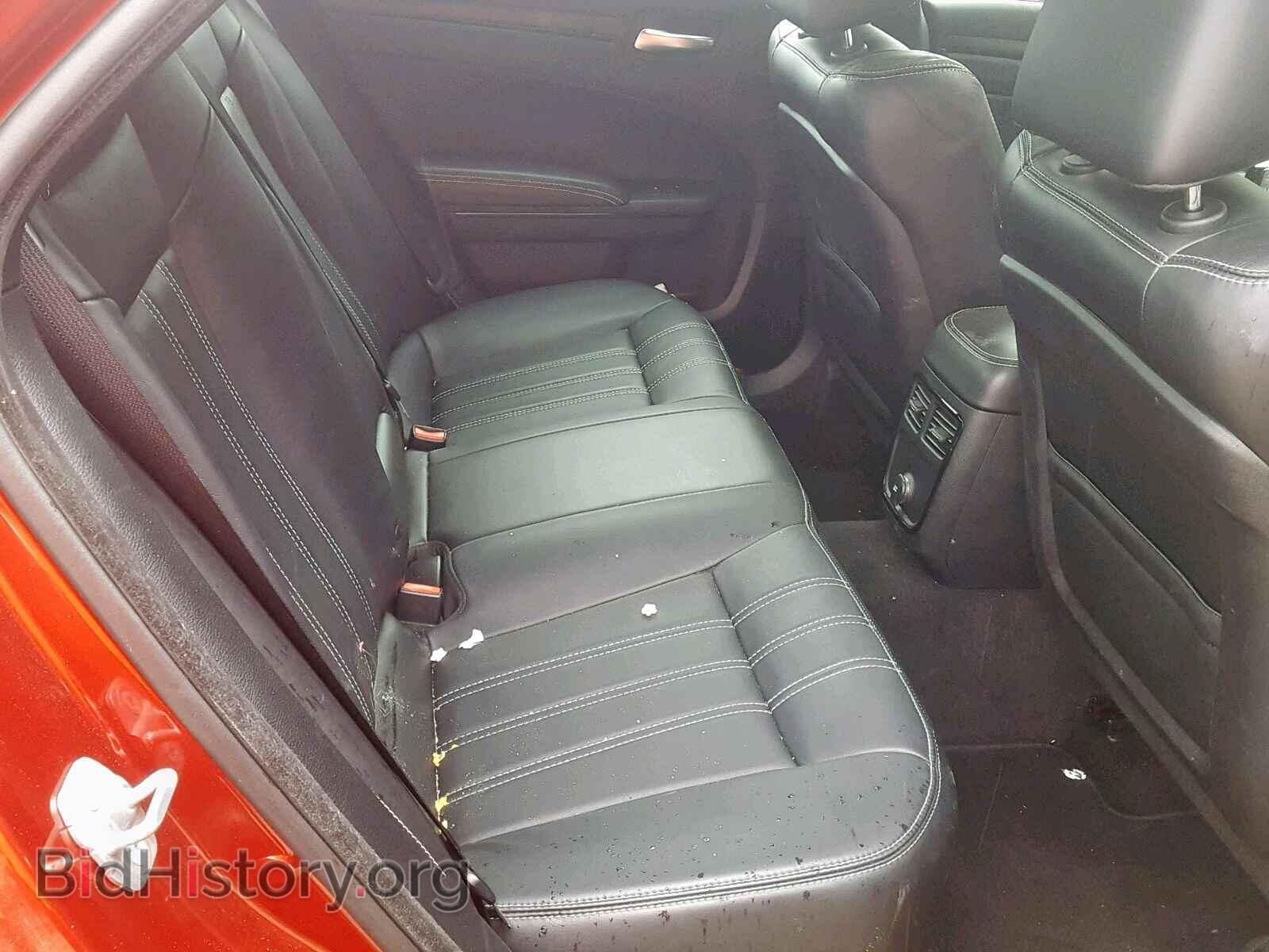 2014 CHRYSLER 300 - VIN: 2C3CCABT4EH179202 - Фото 6