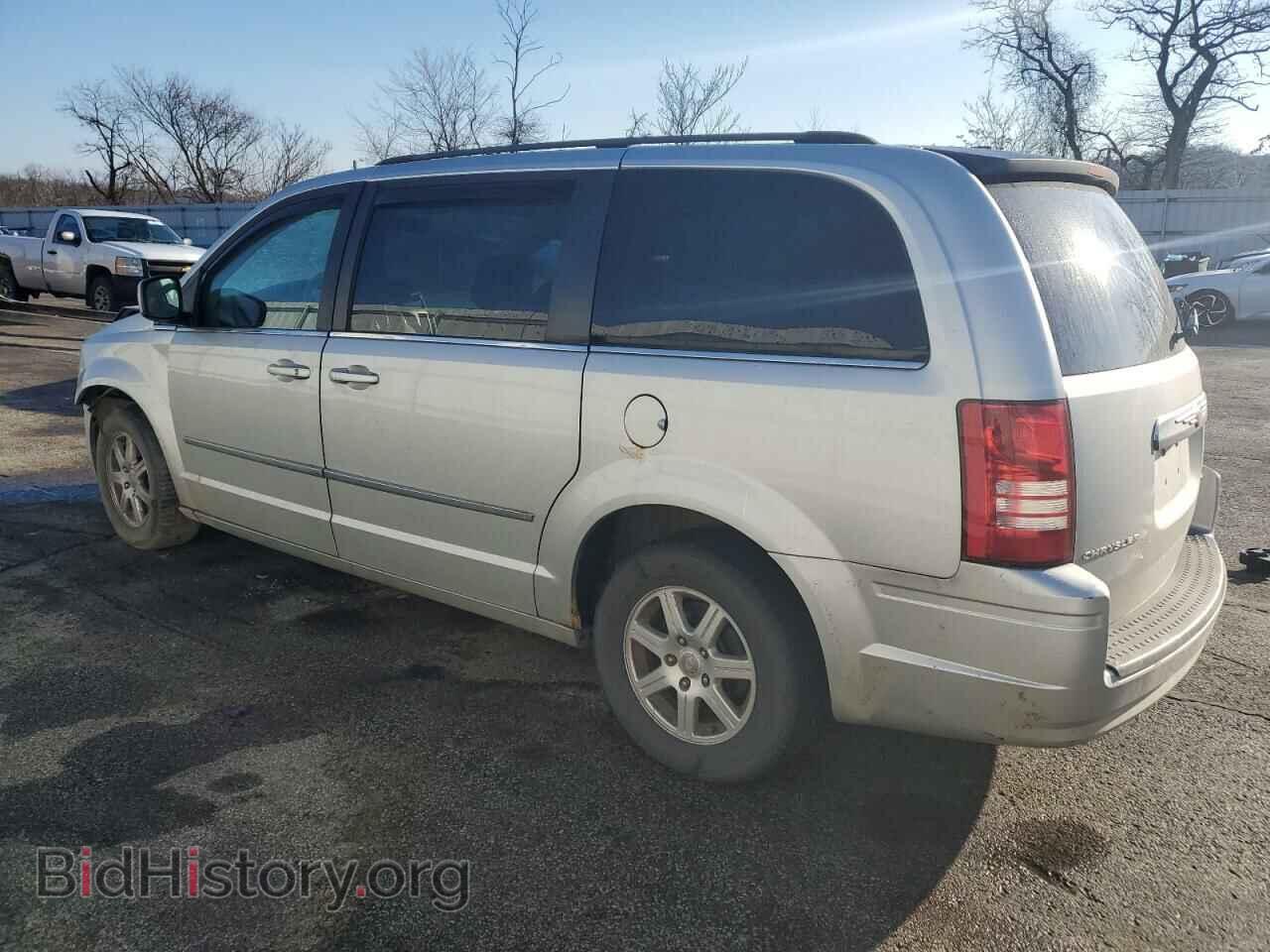 2010 CHRYSLER MINIVAN - VIN: 2A4RR5D15AR310322 - Photo 2