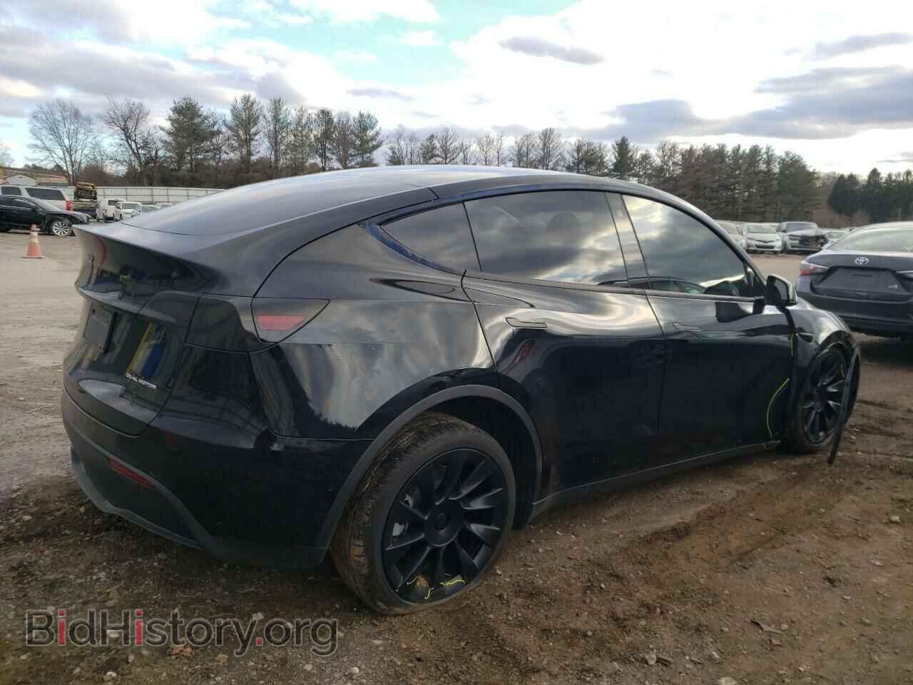 2022 TESLA MODEL Y - VIN: 7SAYGDEE5NF459403 - Фото 3