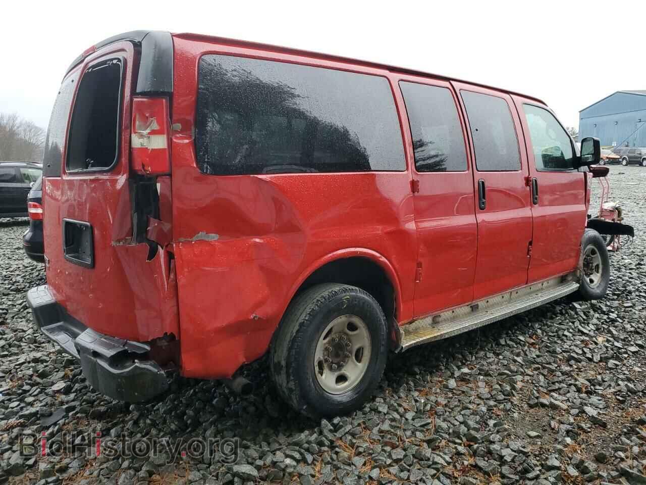 2010 CHEVROLET EXPRESS - VIN: 1GAZGPDG8A1146346 - Фото 3
