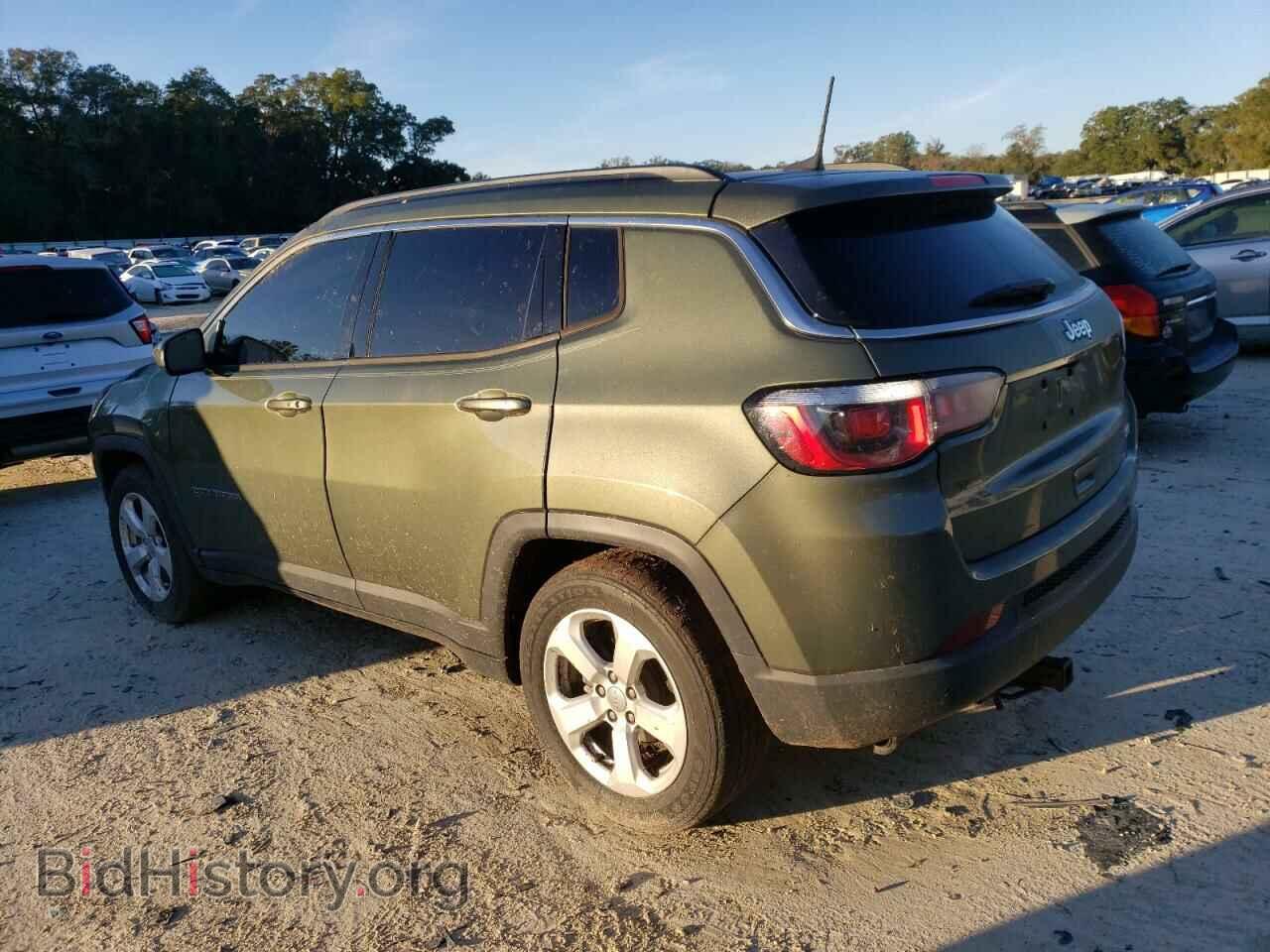2019 JEEP COMPASS - VIN: 3C4NJCBB0KT649628 - Фото 2