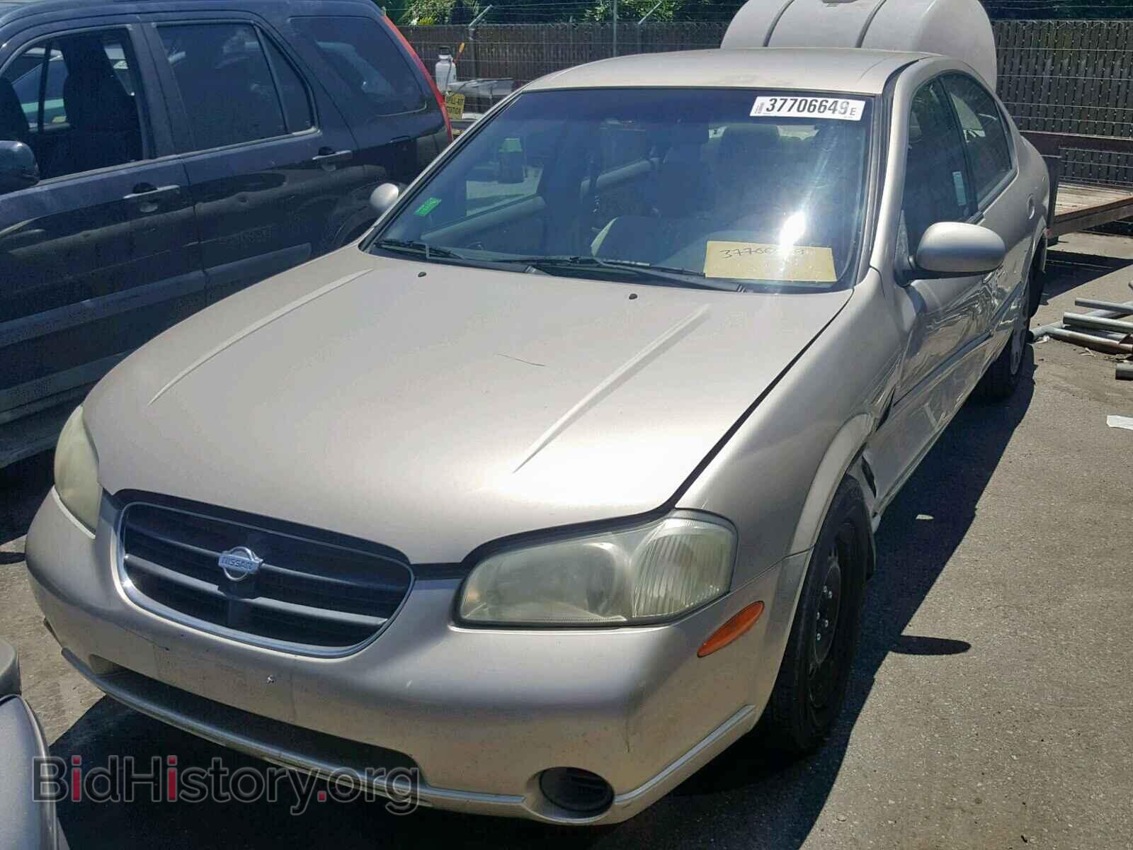 2000 NISSAN MAXIMA - VIN: JN1CA31D3YT541070 - Фото 2