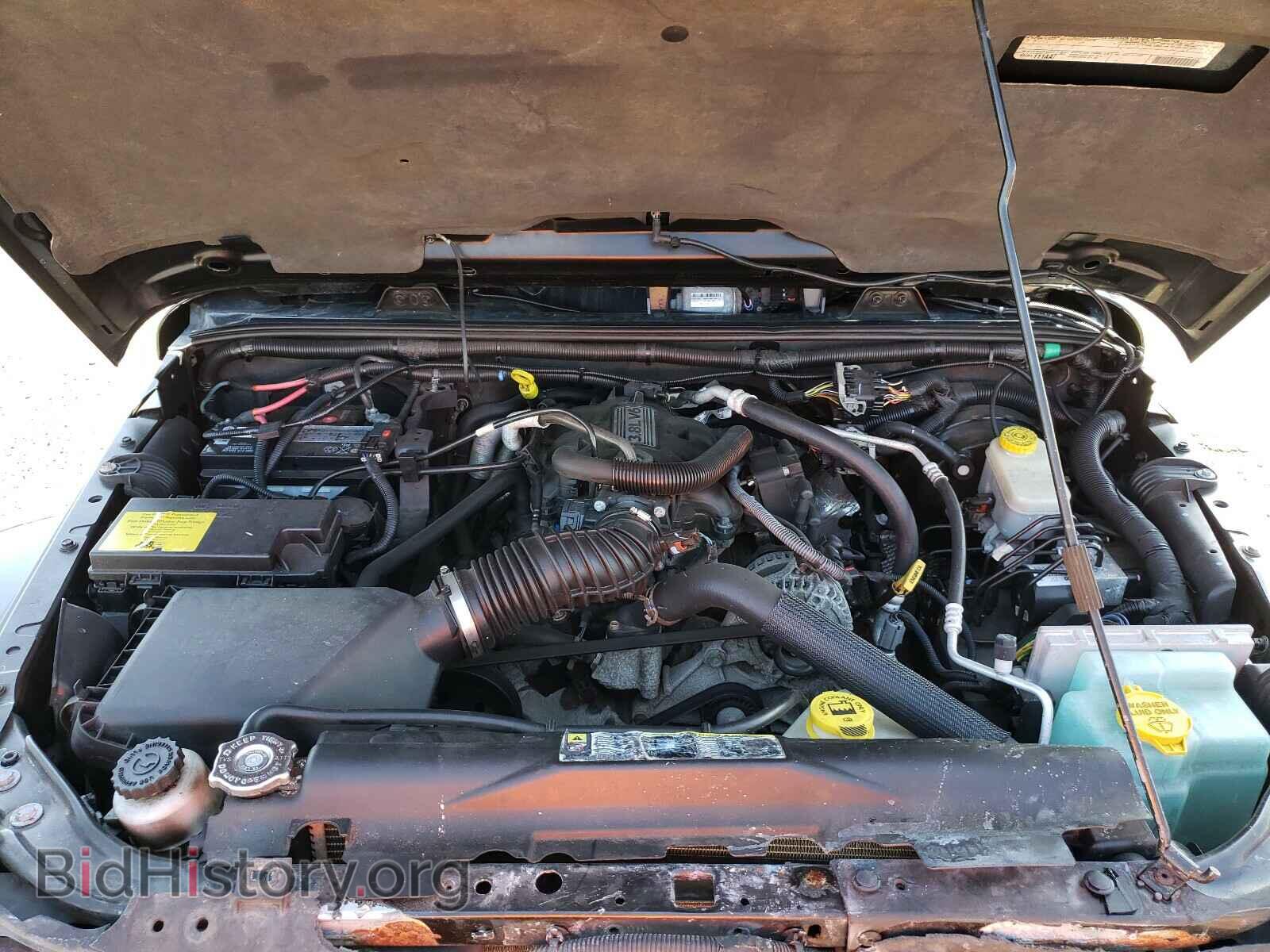 2011 JEEP WRANGLER - VIN: 1J4GA5D16BL618558 - Фото 7