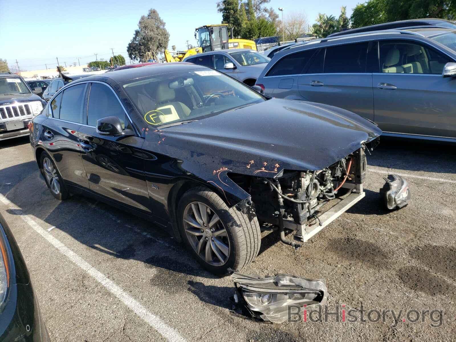 Photo JN1EV7AP8HM731469 - INFINITI Q50 2017