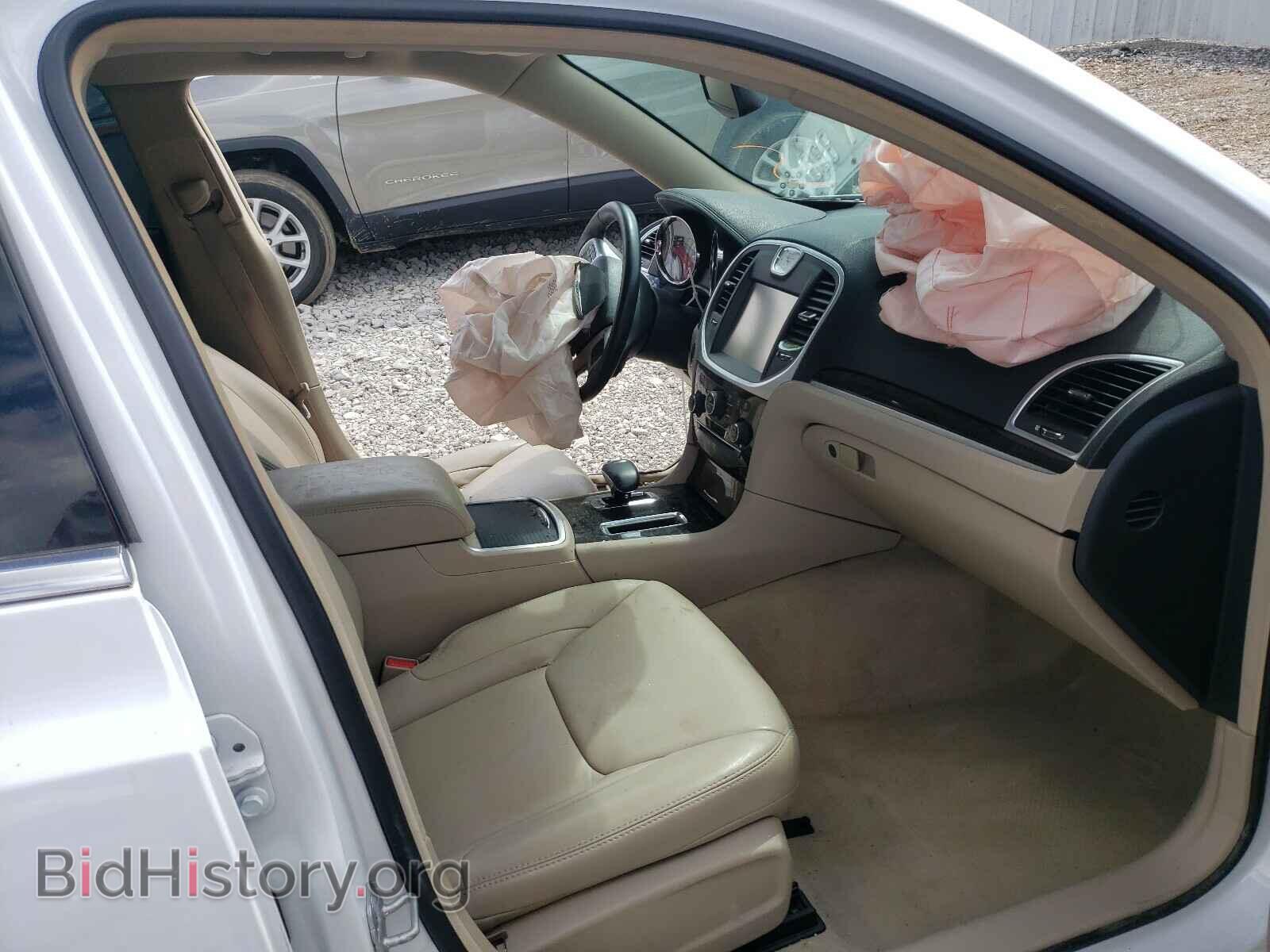 2013 CHRYSLER 300 - VIN: 2C3CCAAG1DH738949 - Фото 5