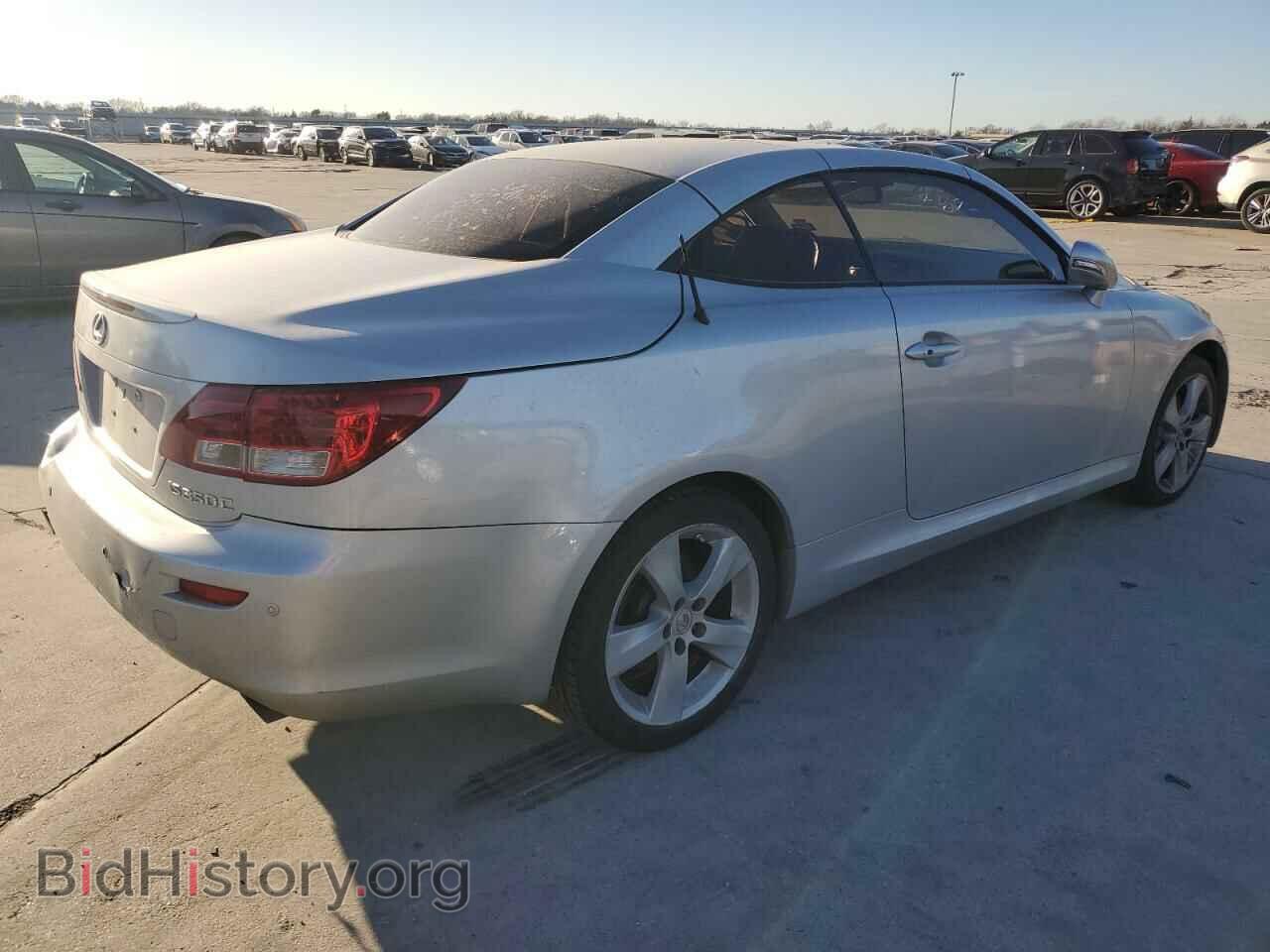 2011 LEXUS IS - VIN: JTHFE2C24B2505419 - Photo 3