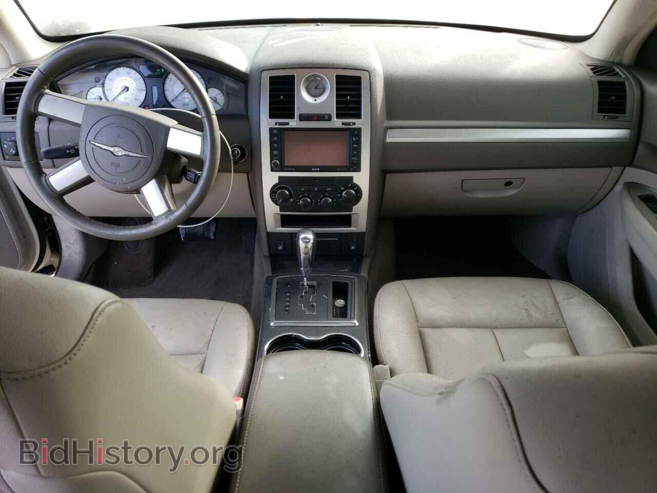 2009 CHRYSLER 300 - VIN: 2C3LA53V79H516075 - Фото 8