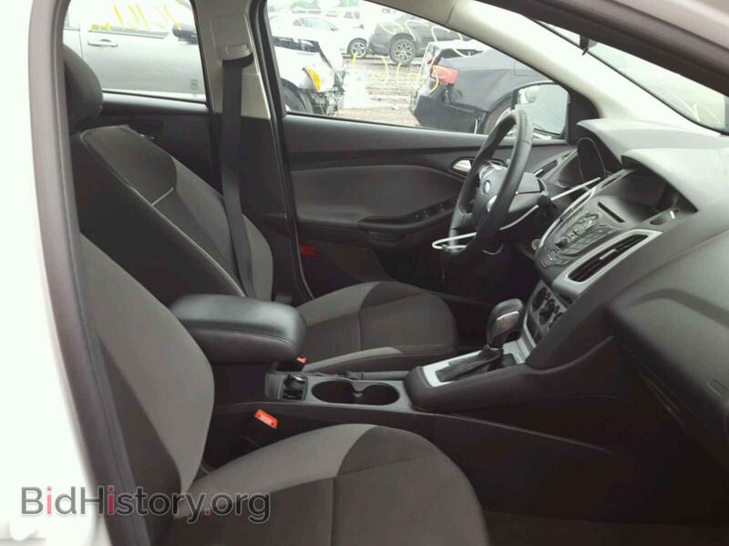 2014 Ford FOCUS (VIN 1FADP3F21EL351082) — фото 5 из 10