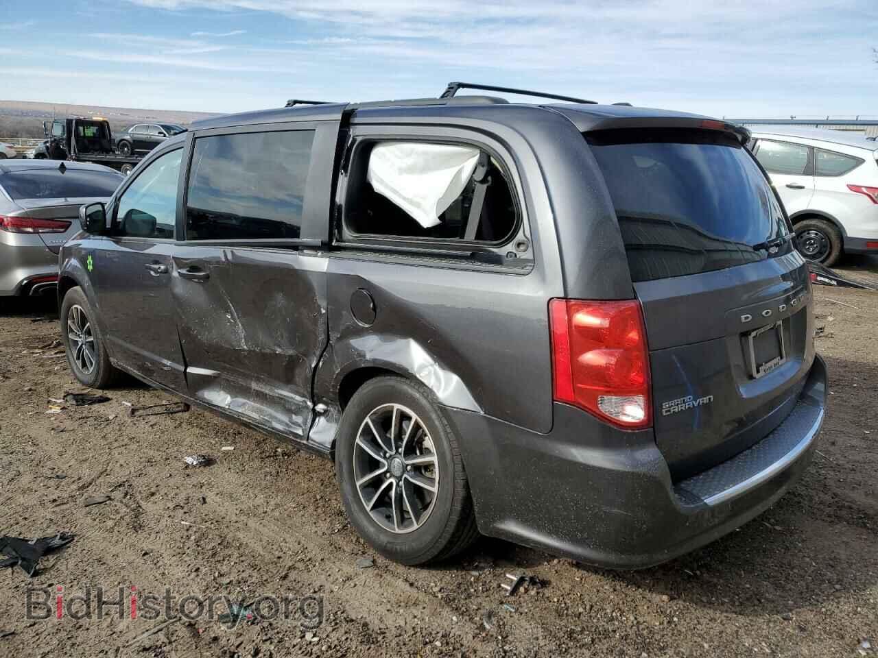 2018 DODGE CARAVAN - VIN: 2C4RDGEG3JR325176 - Фото 2