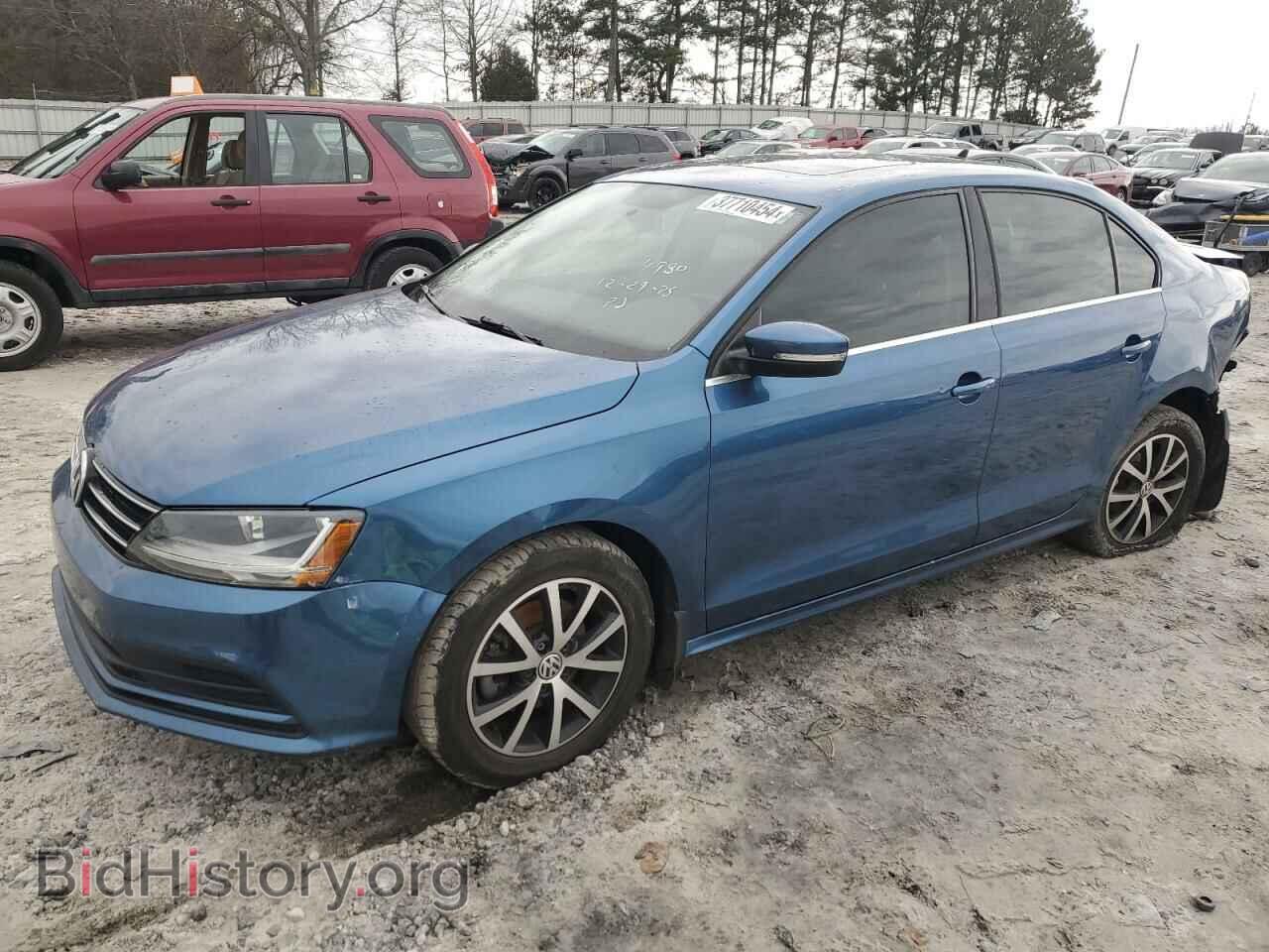 Фотография 3VWDB7AJ5HM357370 - VOLKSWAGEN JETTA 2017