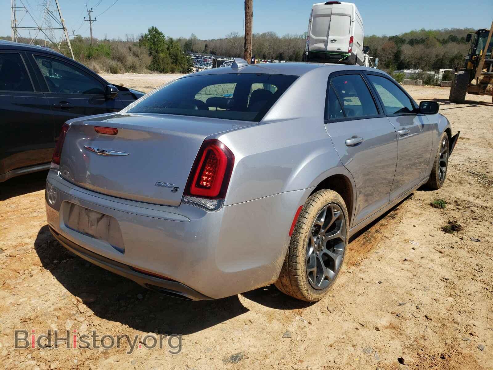 2016 CHRYSLER 300 - VIN: 2C3CCABG2GH310939 - Фото 4