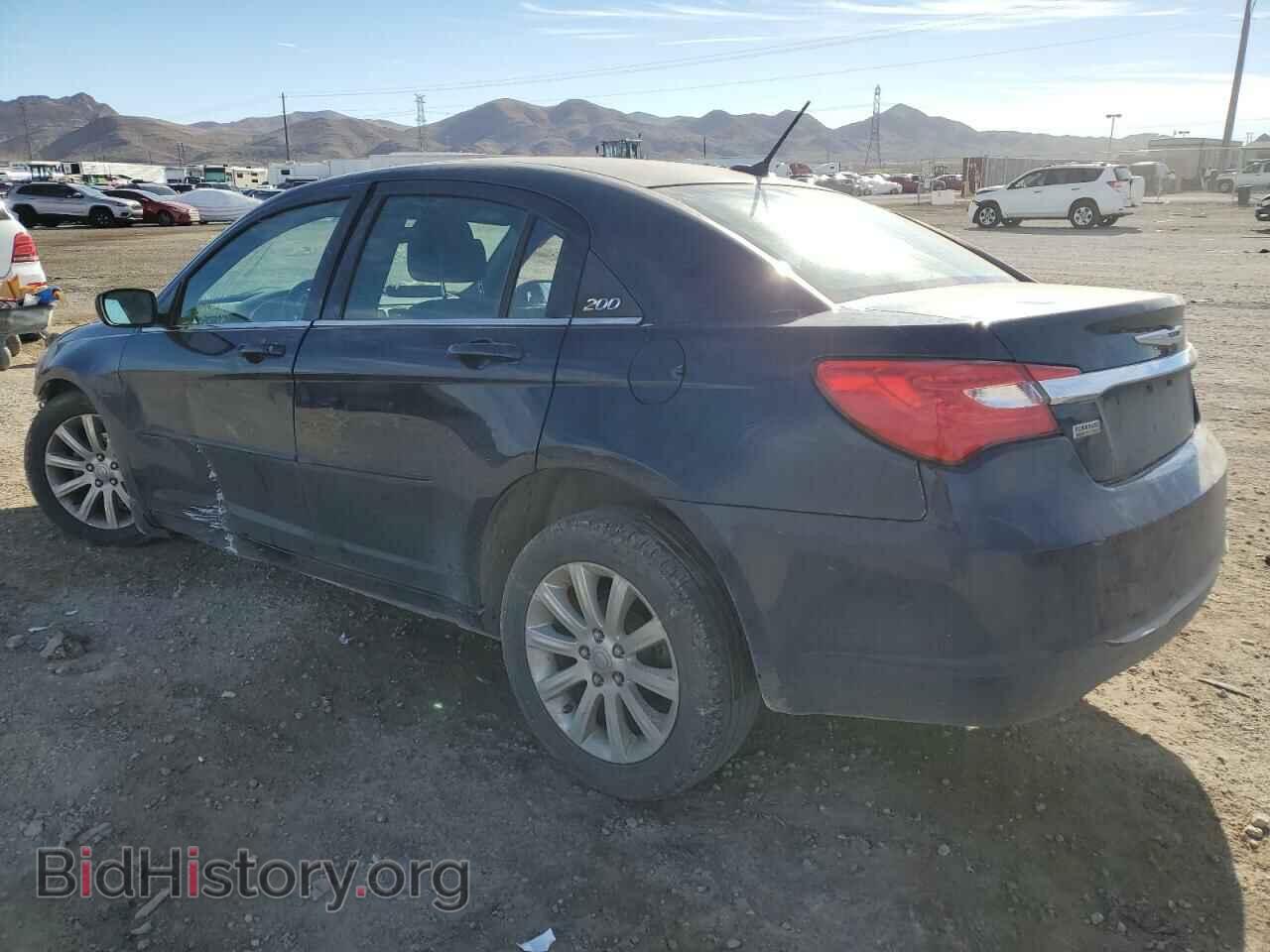 2013 CHRYSLER 200 - VIN: 1C3CCBBG2DN703073 - Фото 2