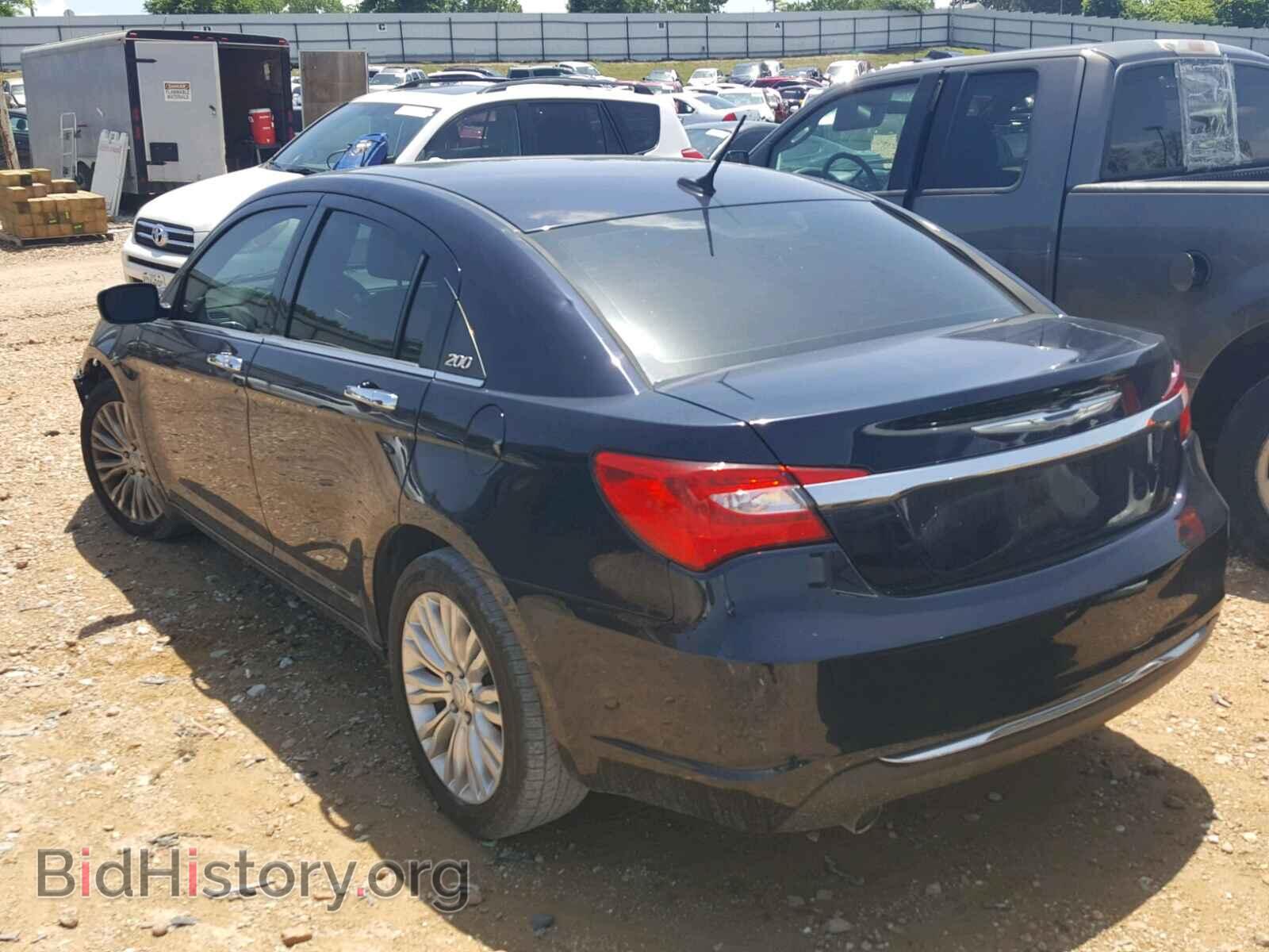 2011 CHRYSLER 200 - VIN: 1C3BC2FG3BN575526 - Photo 3