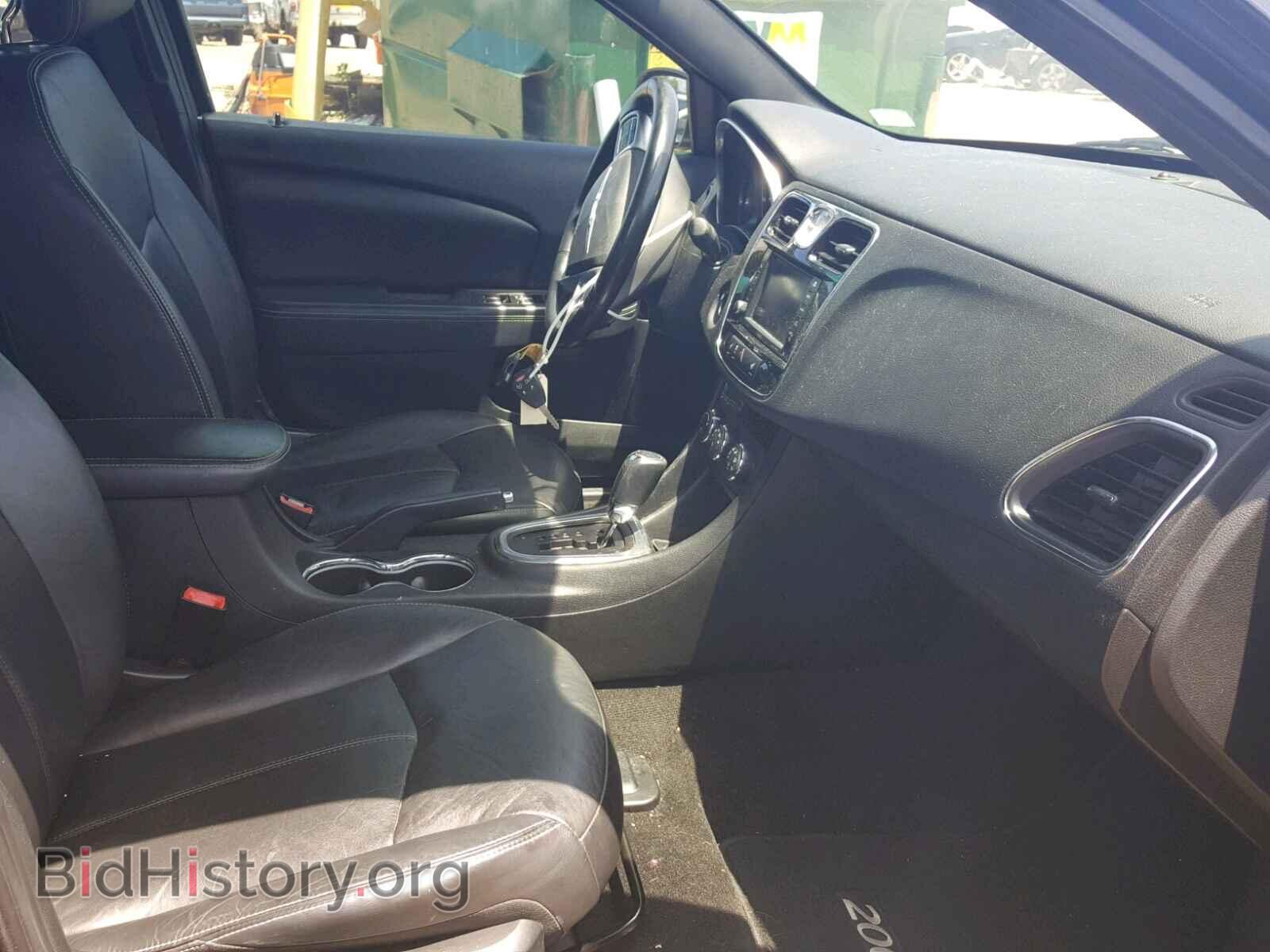2011 CHRYSLER 200 - VIN: 1C3BC2FG3BN575526 - Photo 5