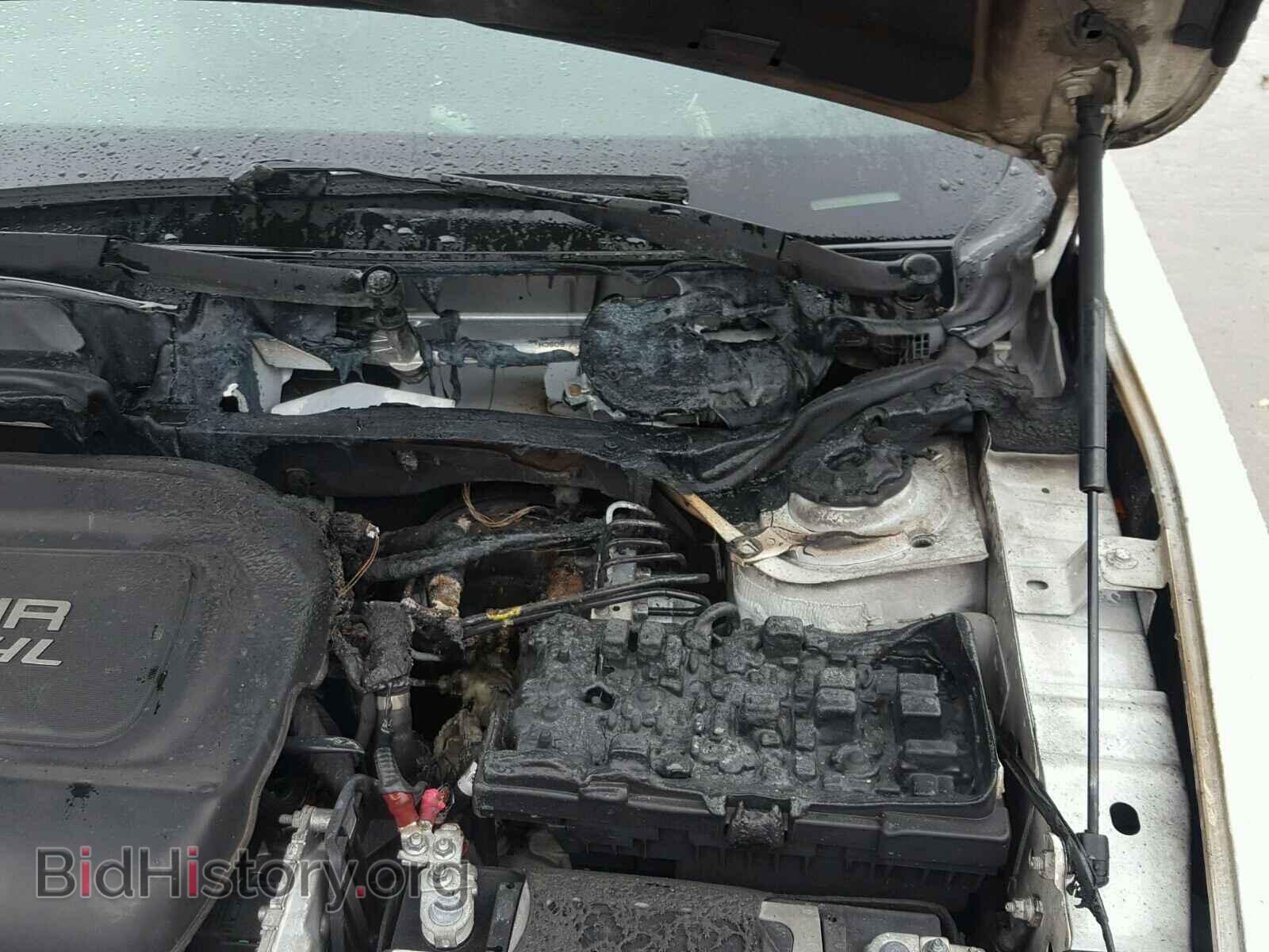 2016 CHRYSLER 200 - VIN: 1C3CCCBB9GN102452 - Фото 9