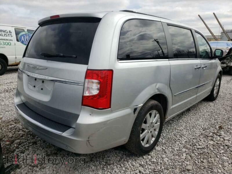 2011 Chrysler MINIVAN (VIN 2A4RR8DG0BR704642) — photo 4 of 10