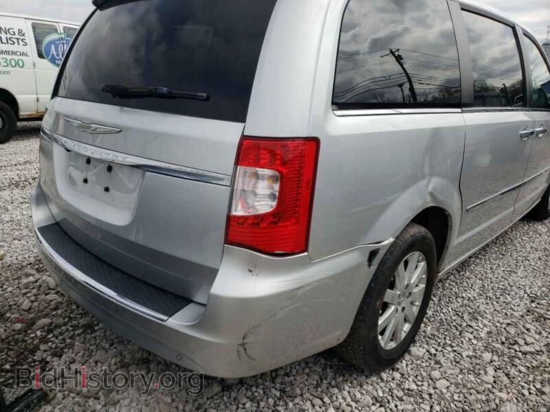 2011 Chrysler MINIVAN (VIN 2A4RR8DG0BR704642) — photo 9 of 10