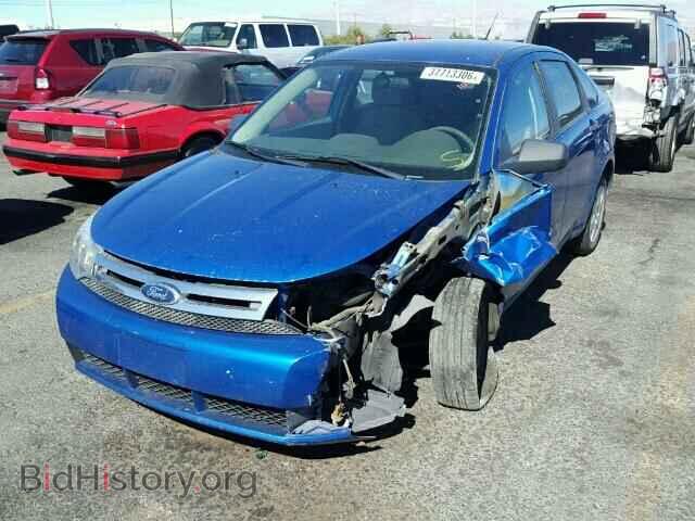 2011 FORD FOCUS - VIN: 1FAHP3EN8BW118128 - Фото 2