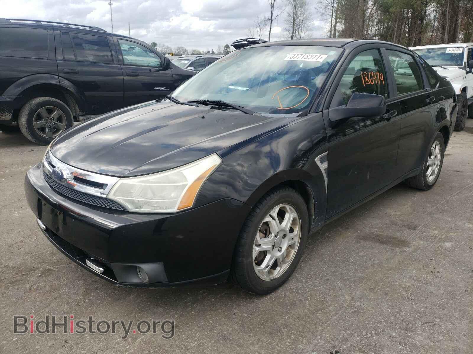 2008 FORD FOCUS - VIN: 1FAHP35N48W131712 - Фото 2
