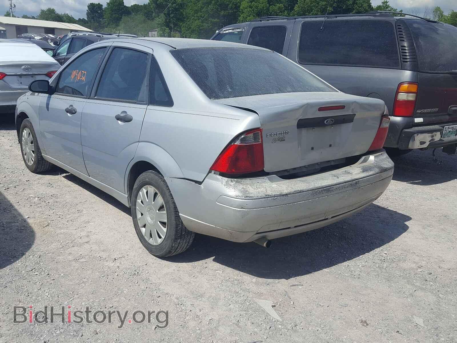 2007 FORD FOCUS - VIN: 1FAFP34N87W117805 - Photo 3