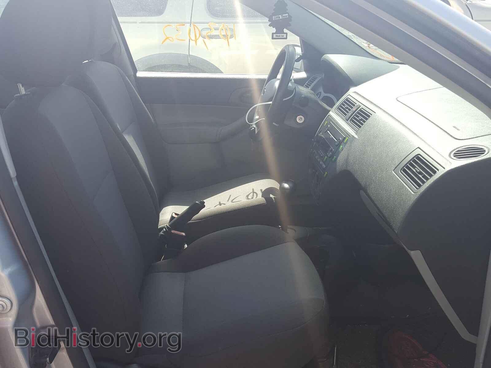 2007 FORD FOCUS - VIN: 1FAFP34N87W117805 - Photo 5