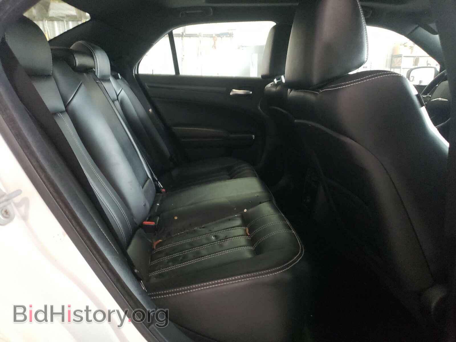 2014 CHRYSLER 300 - VIN: 2C3CCAGGXEH353219 - Фото 6