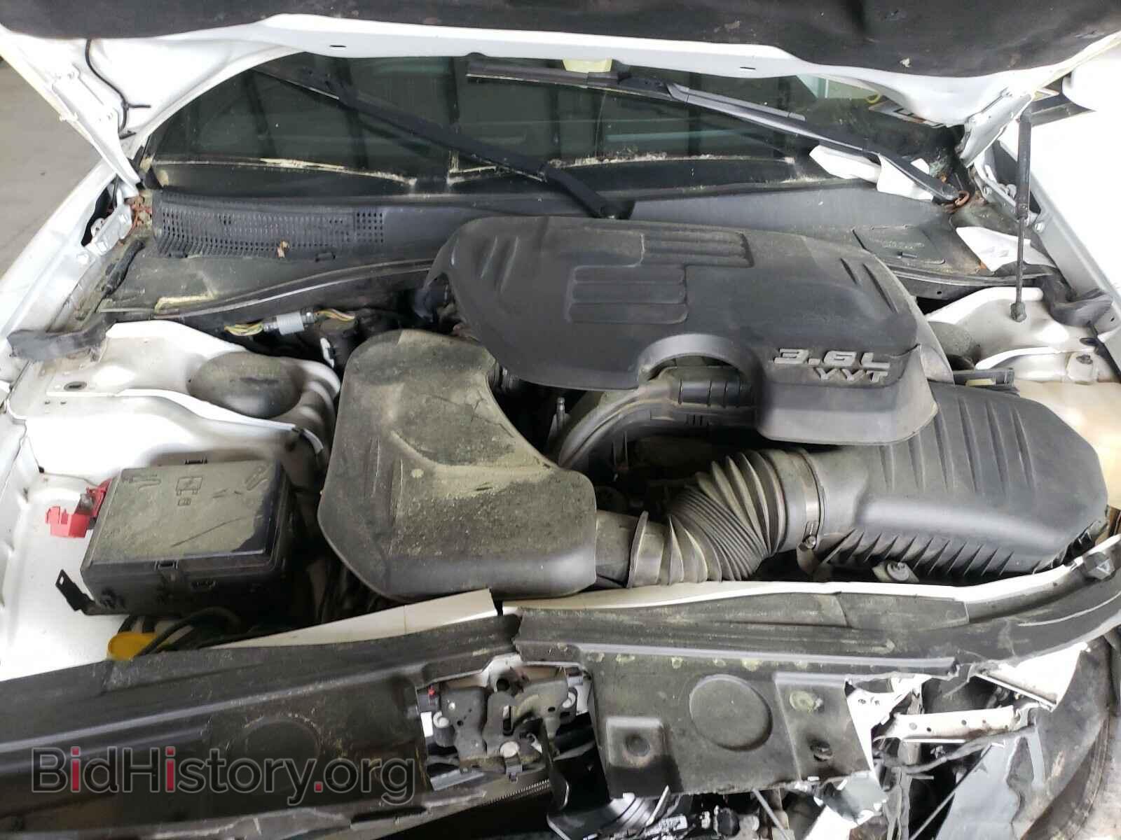2014 CHRYSLER 300 - VIN: 2C3CCAGGXEH353219 - Фото 7