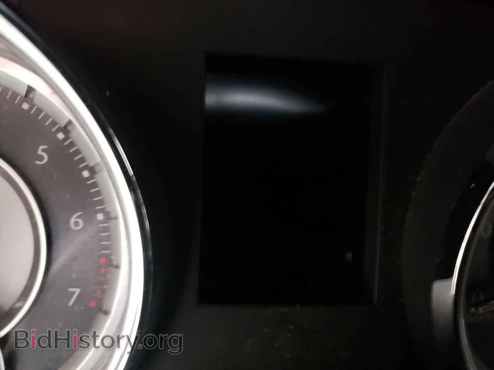 2014 CHRYSLER 300 - VIN: 2C3CCAGGXEH353219 - Фото 8