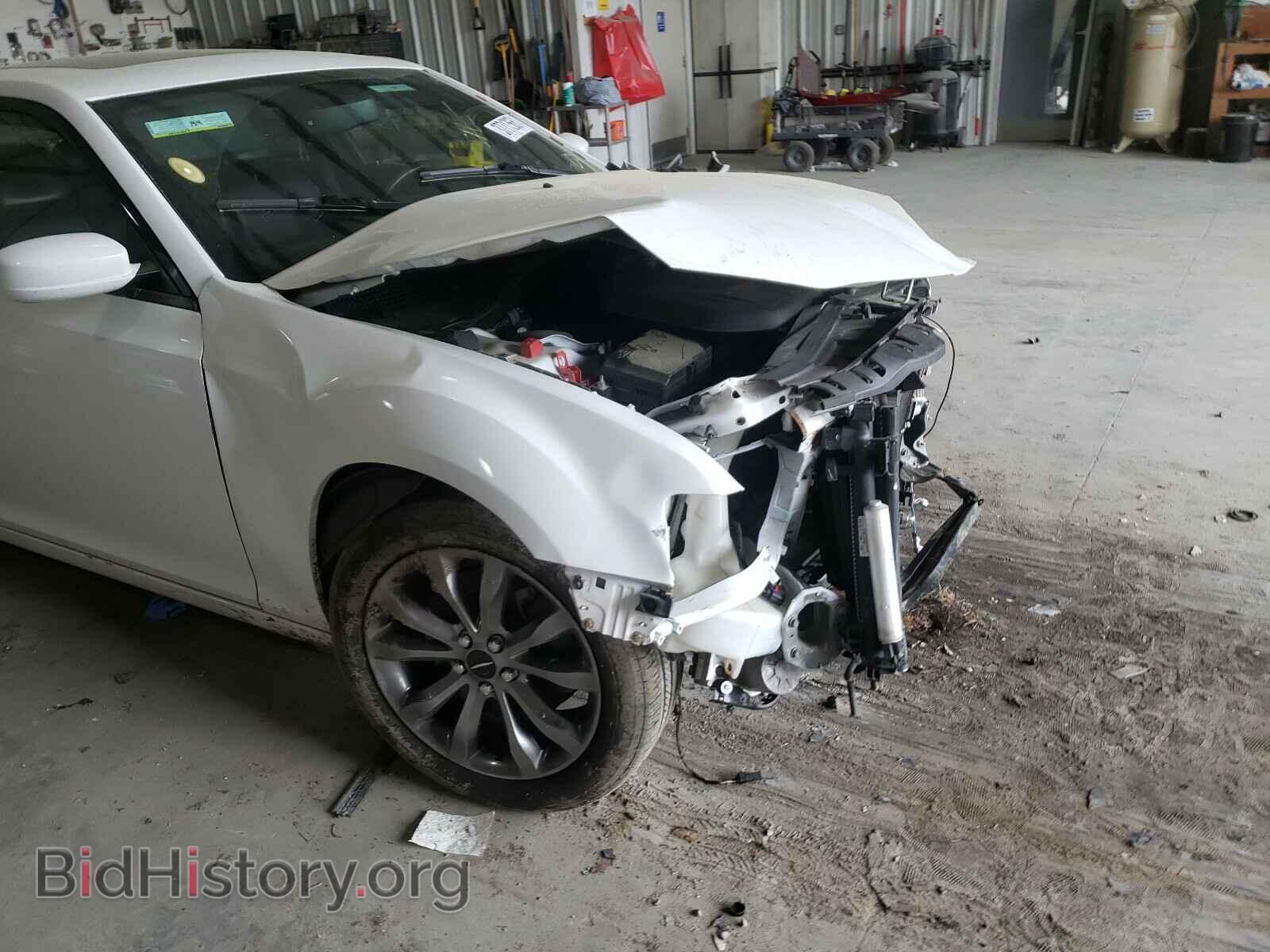 2014 CHRYSLER 300 - VIN: 2C3CCAGGXEH353219 - Фото 9