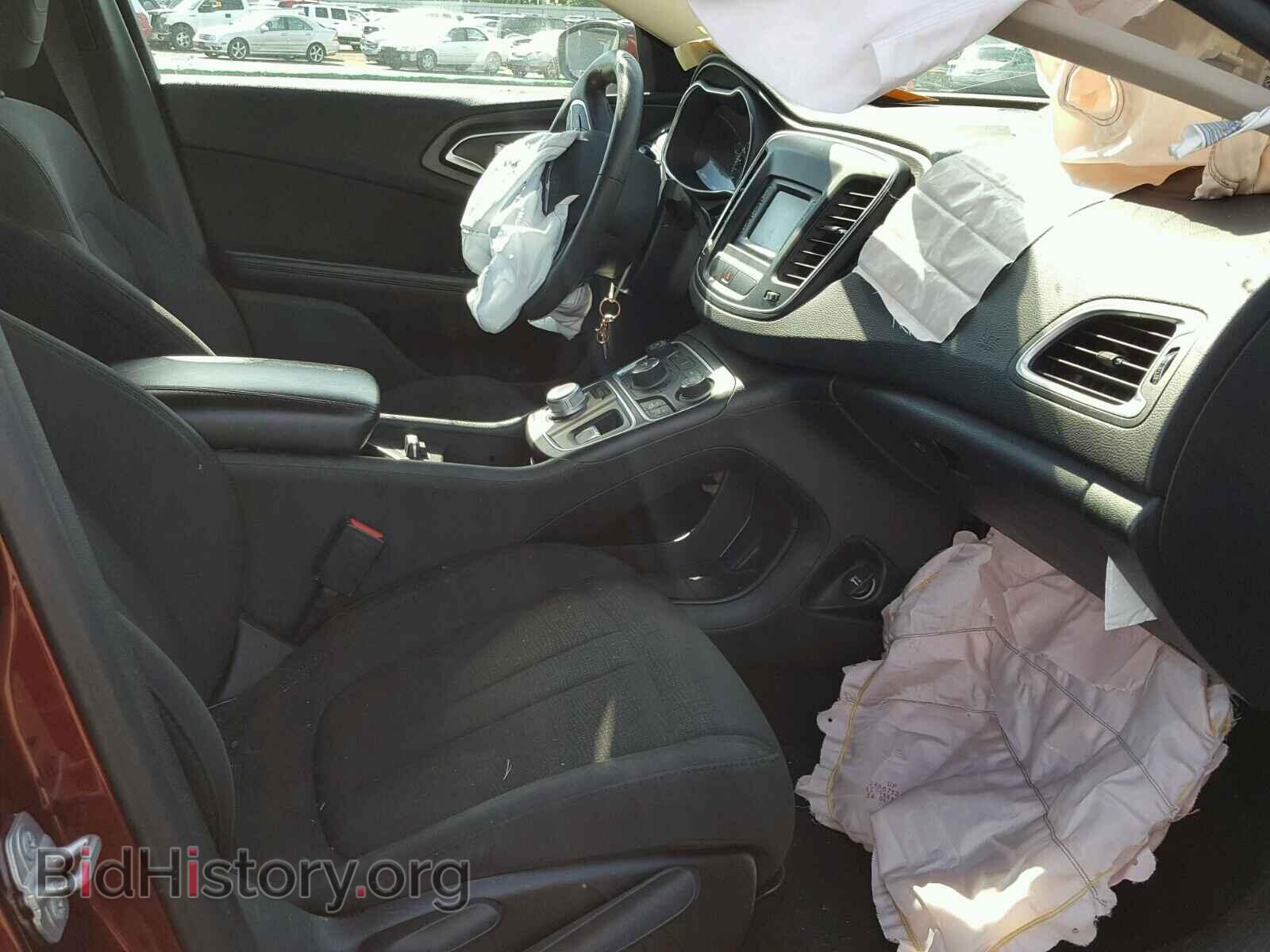 2015 CHRYSLER 200 - VIN: 1C3CCCABXFN574787 - Photo 5