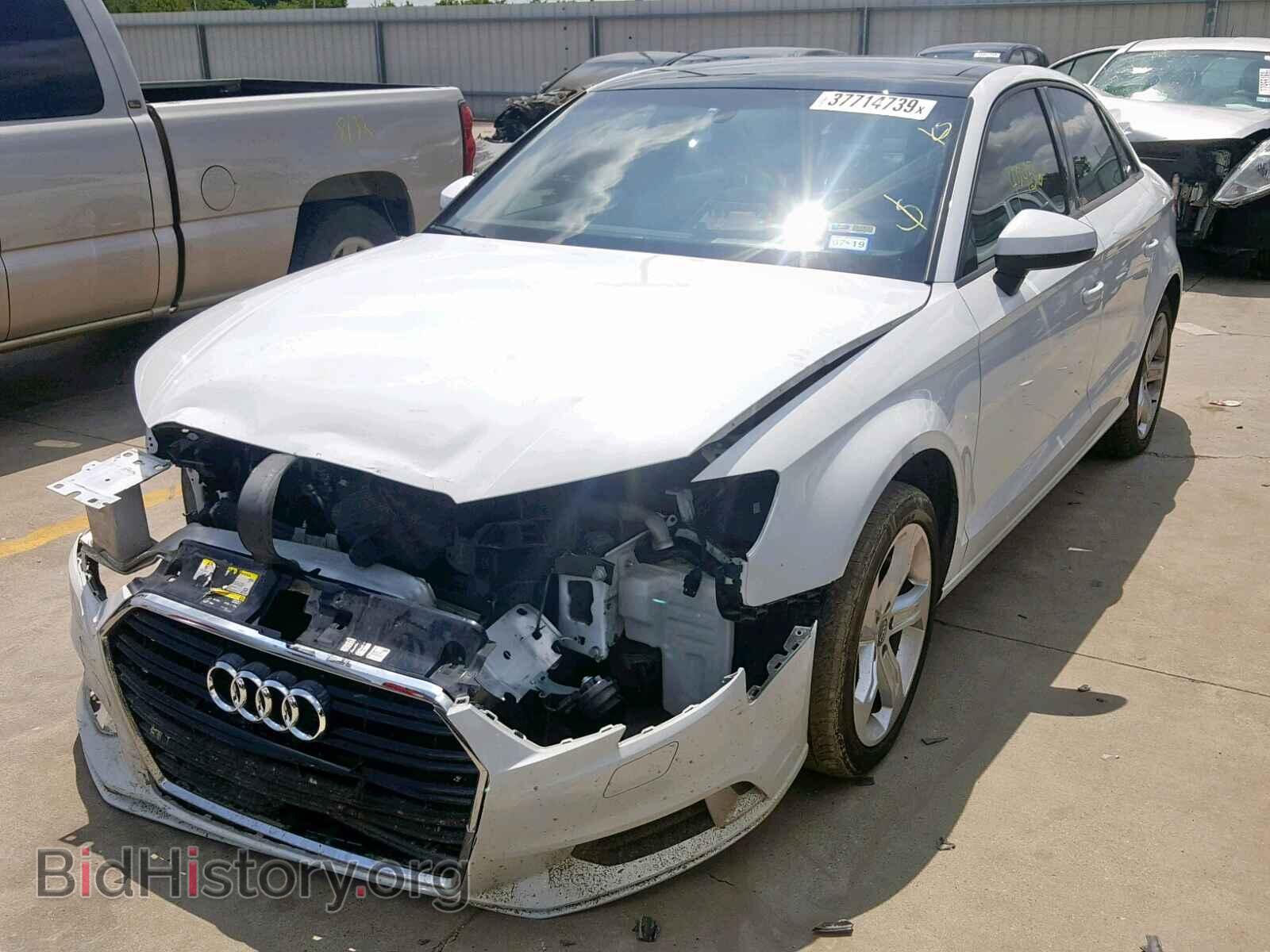 2017 AUDI A3 - VIN: WAUAUGFF9H1052193 - Фото 2