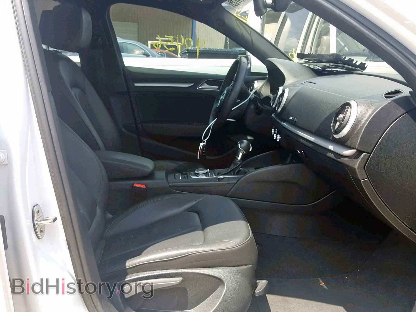 2017 AUDI A3 - VIN: WAUAUGFF9H1052193 - Фото 5