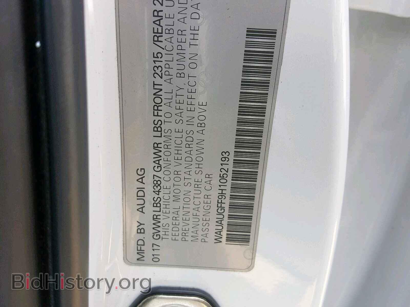 2017 AUDI A3 - VIN: WAUAUGFF9H1052193 - Фото 10